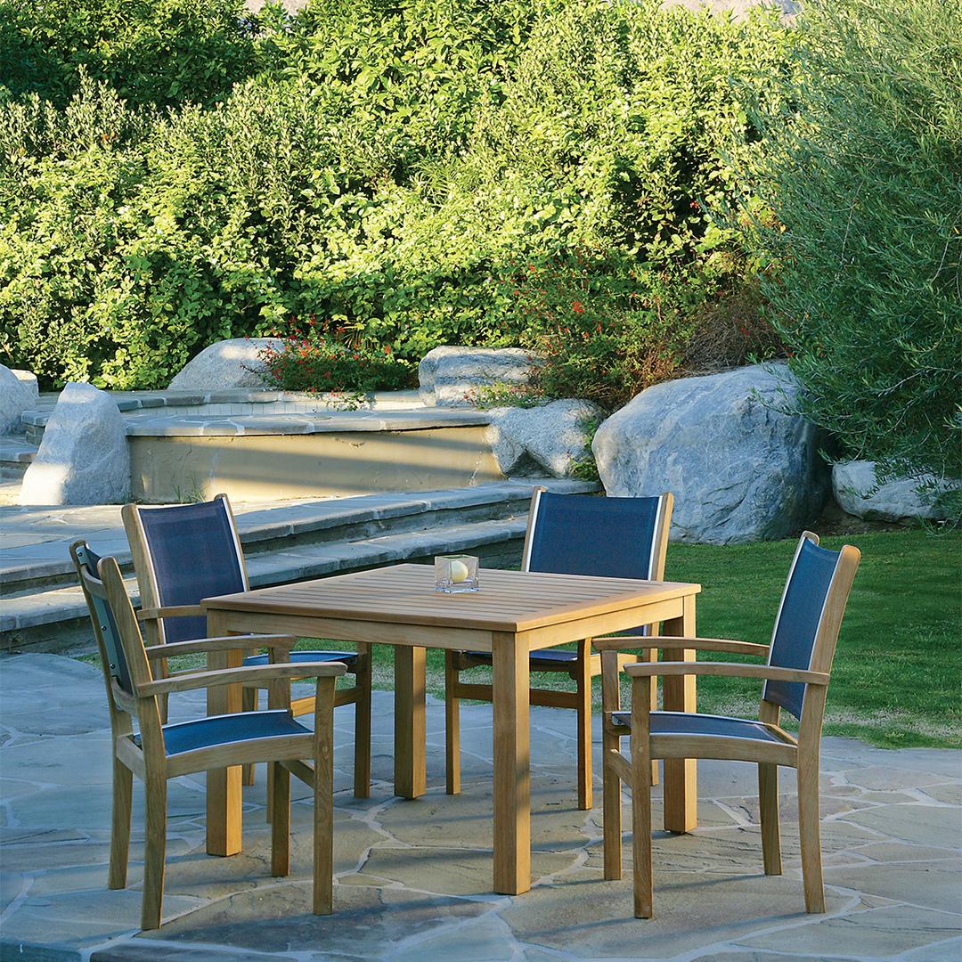 Kingsley Bate Wainscott/St. Tropez 5-Piece Square Patio Dining Set with Stacking Armchairs