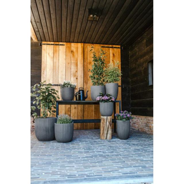 Capi Urban Ball Tube Planter - Black