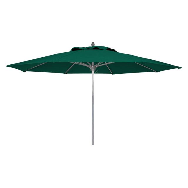 FiberBuilt Oceana 9' Octagonal Commercial Patio Umbrella