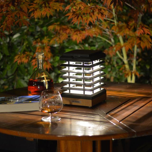 Les Jardins Tekura Solar LED Table Light