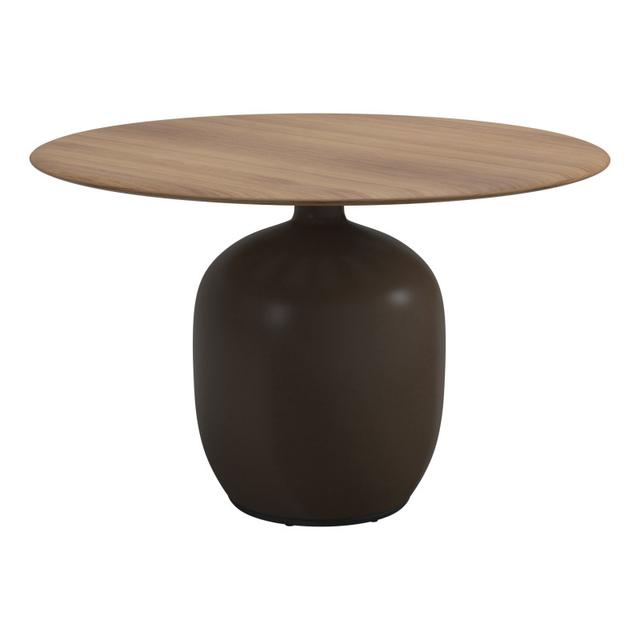 Gloster Kasha 35.5&quot; Round Dining Table
