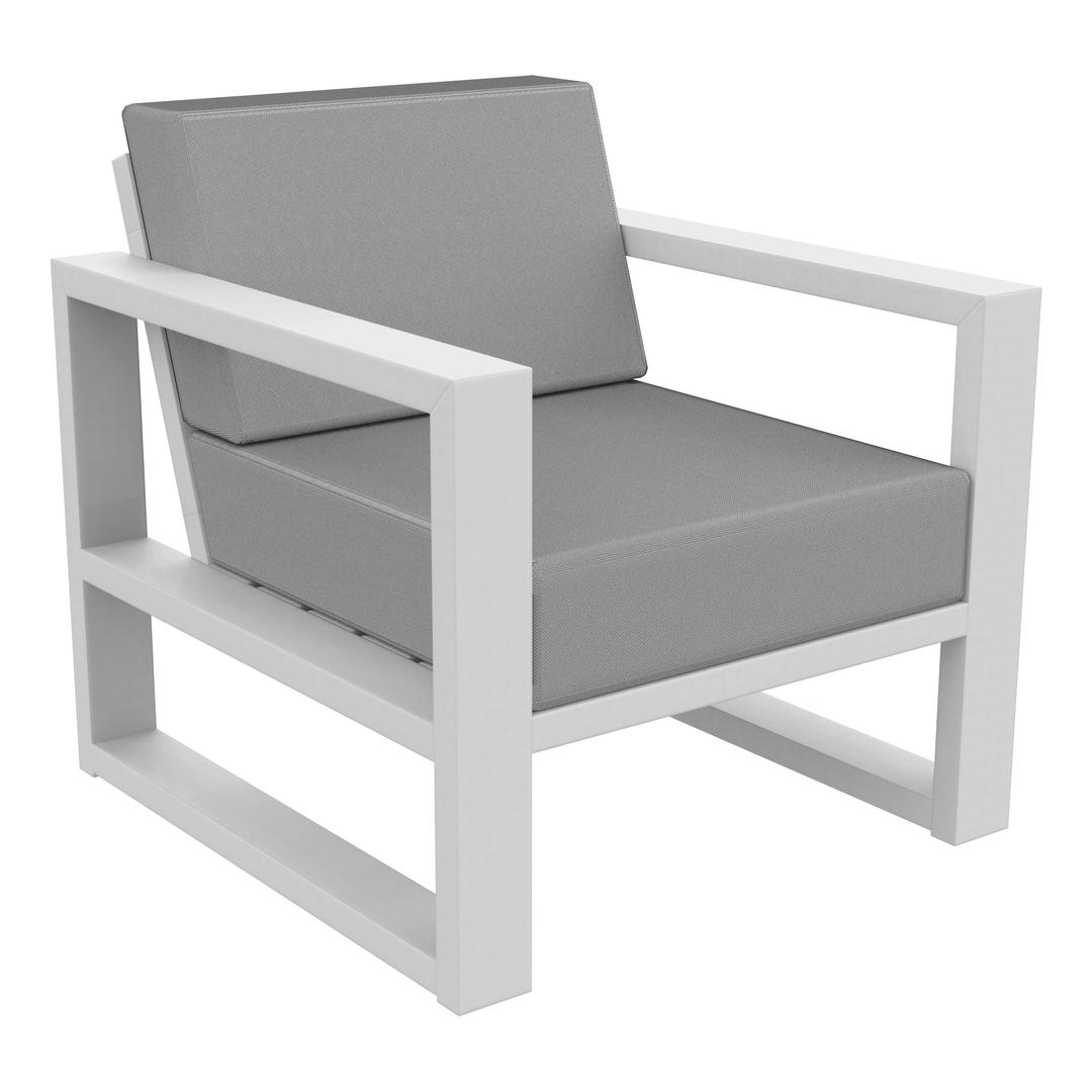 Seaside Casual MIA Recycled Polymer Lounge Chair