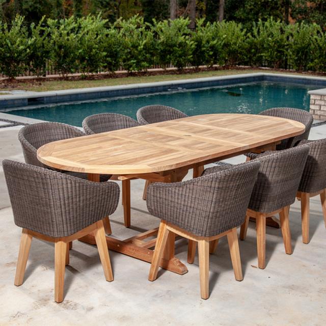 POVL Outdoor Boden 98.5&quot; Oval Extending Table