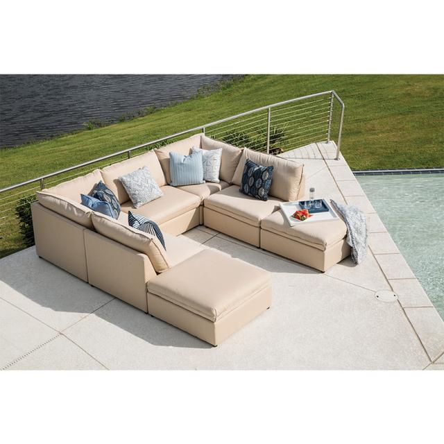 Lane Venture Colson Armless Outdoor Sectional Unit